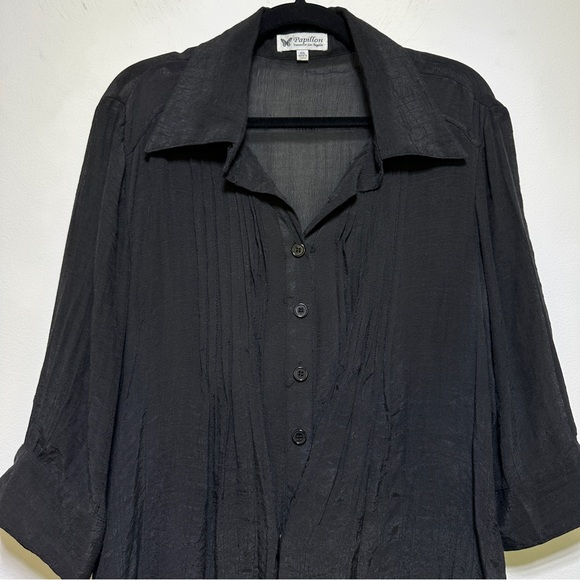Black Button-Up Silk Tunic - Picture 2 of 10